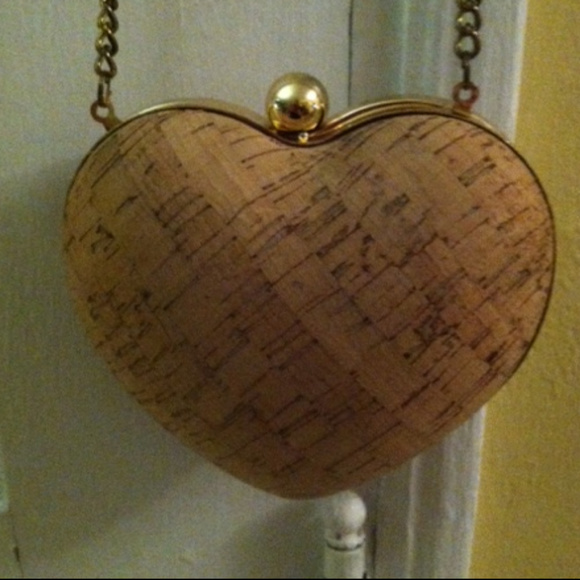 Kimchi Blue-Urban Outfitters Handbags - KIMCHI BLUE-Heart shaped cork purse crossbody